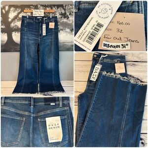 Daze Denim Women's Flare Jeans in Dark Blue